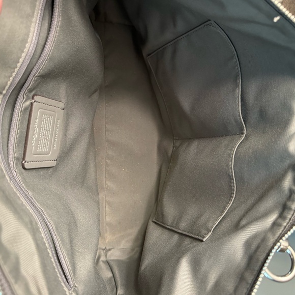 *SOLD* Coach Handbag - Tote - Picture 6 of 9